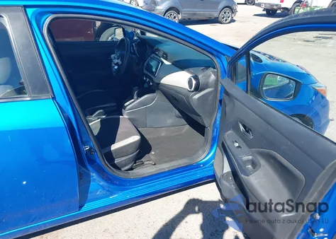 2021 Nissan Versa Sv Xtronic Cvt из США, поврежденный, VIN 3N1CN8EV5ML875829